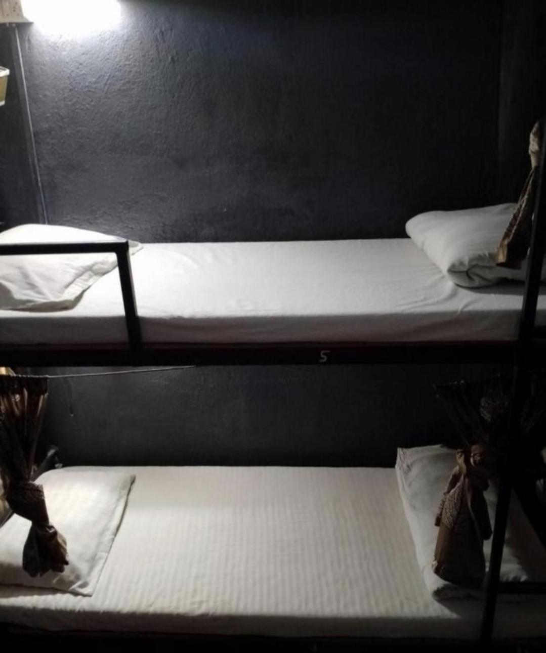 Bapuji Dormitory Hostel Βομβάη Εξωτερικό φωτογραφία