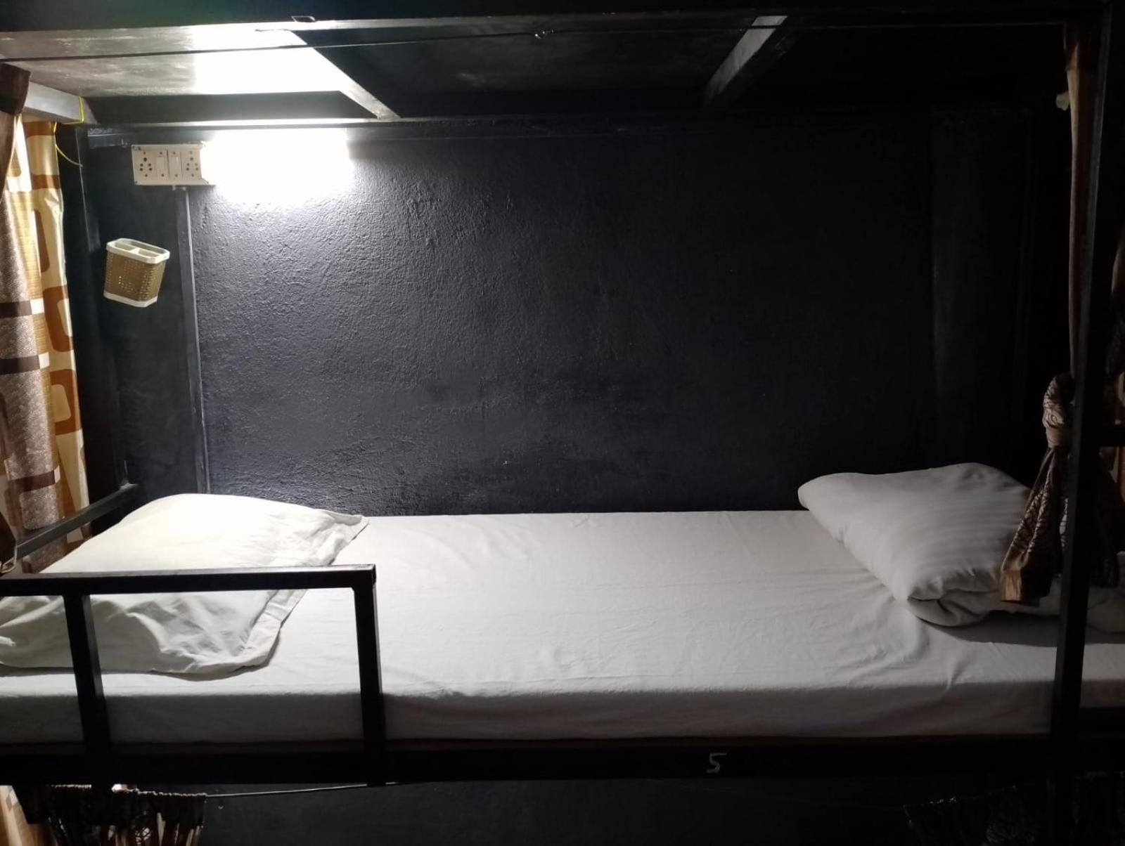 Bapuji Dormitory Hostel Βομβάη Εξωτερικό φωτογραφία